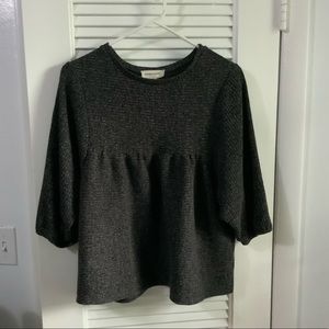 Gray baby doll 3/4 sleeve knit top